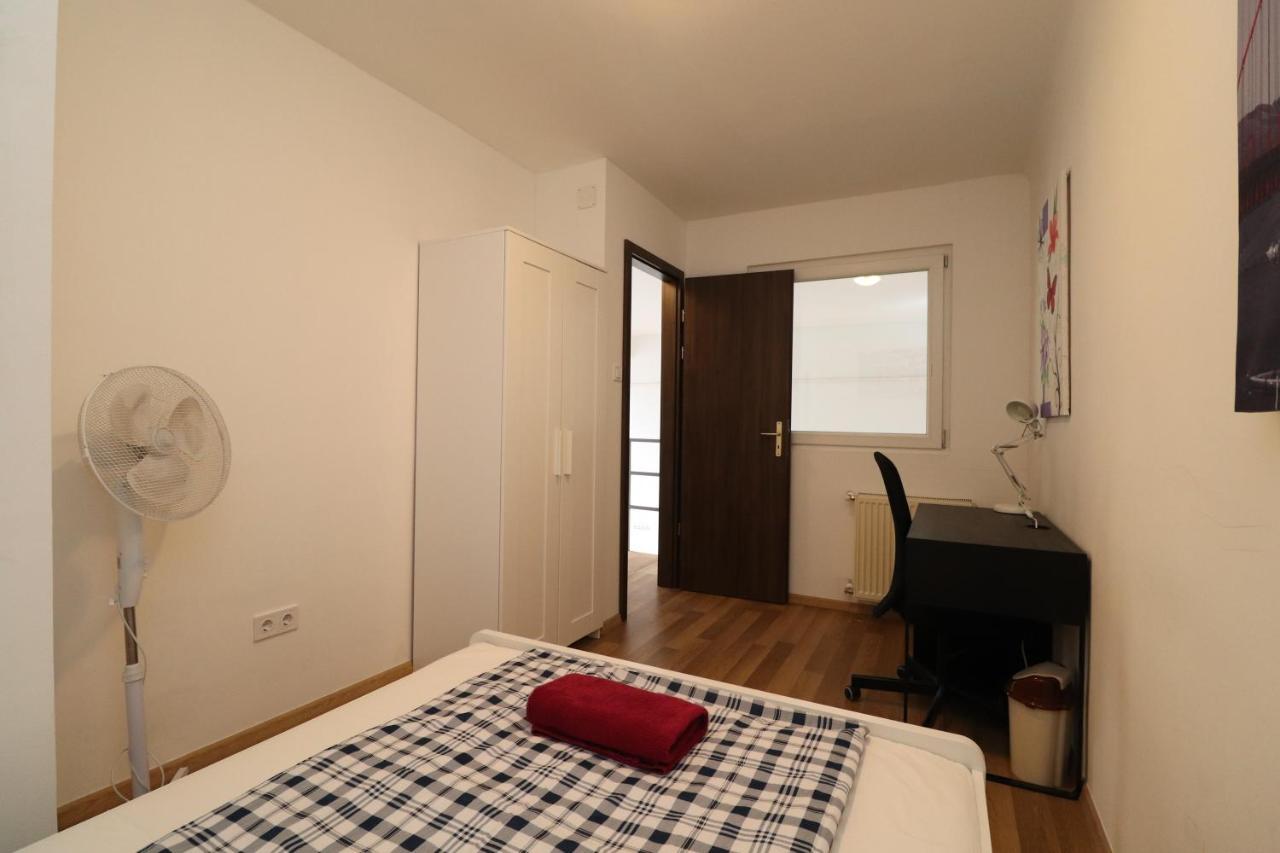 New Guest House A In Kiraly Street 106 ブダペスト エクステリア 写真